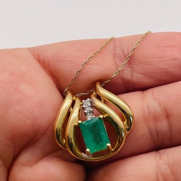 Emerald & Diamond Slider - Picture 3 of 3